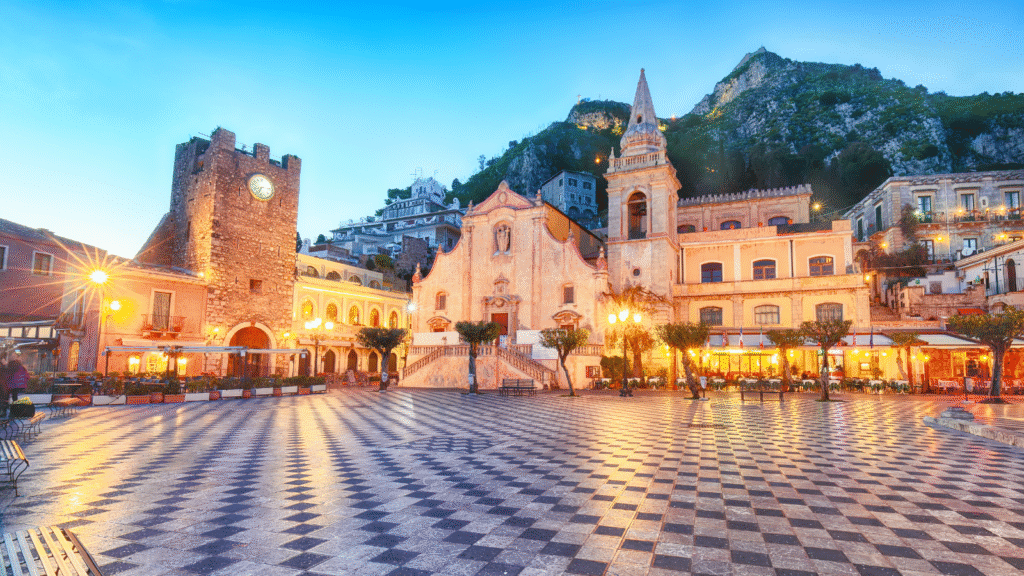 Piazza IX Aprile Taormina