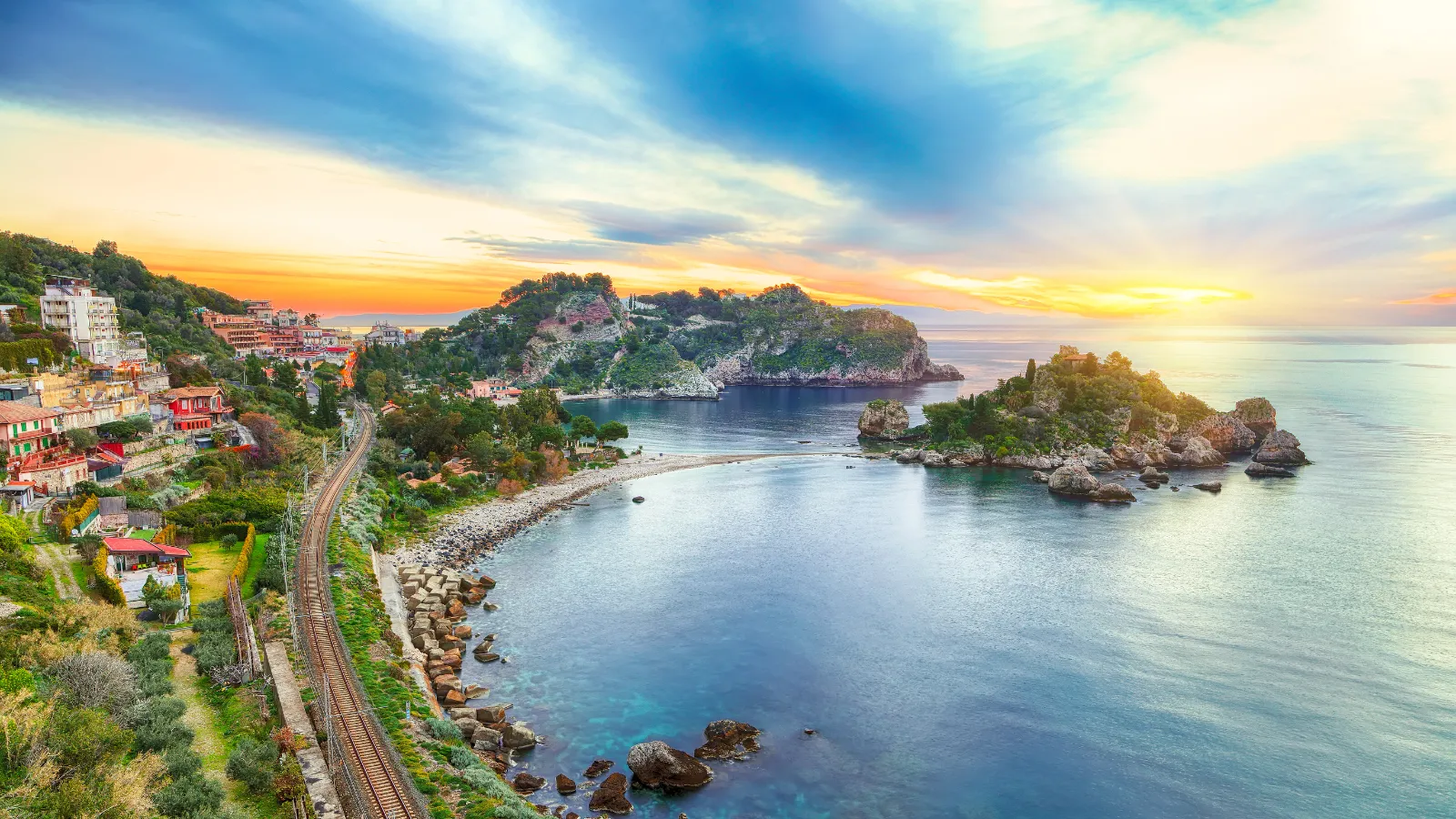 https://taormina.weblandia.it/wp-content/uploads/2025/06/taormina.webp